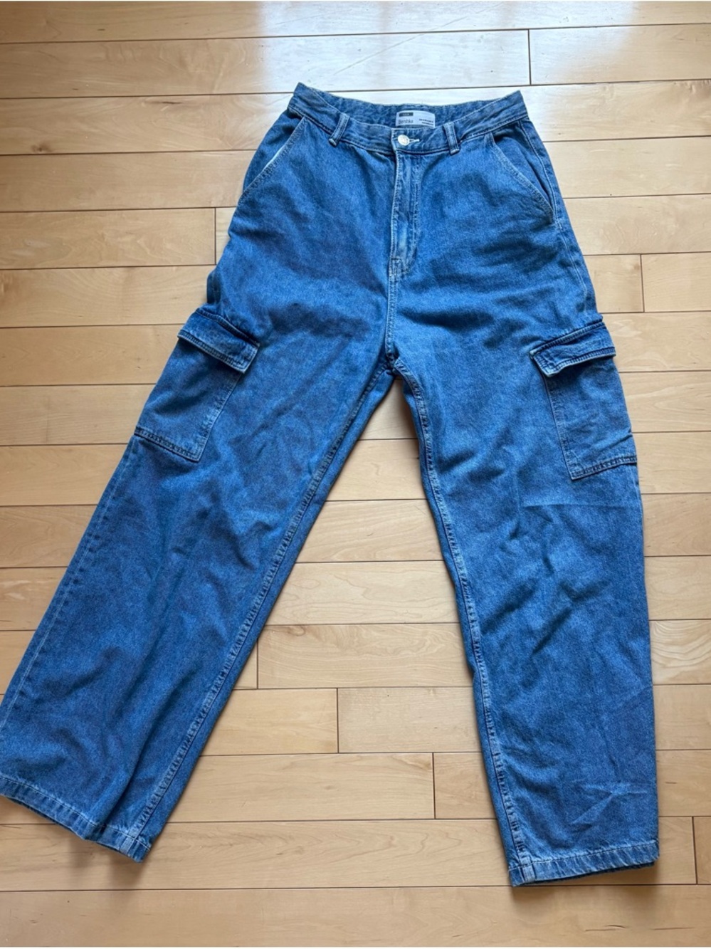 Bershka Women's Medium Wash Blue Denim Cargo Jeans Size 4